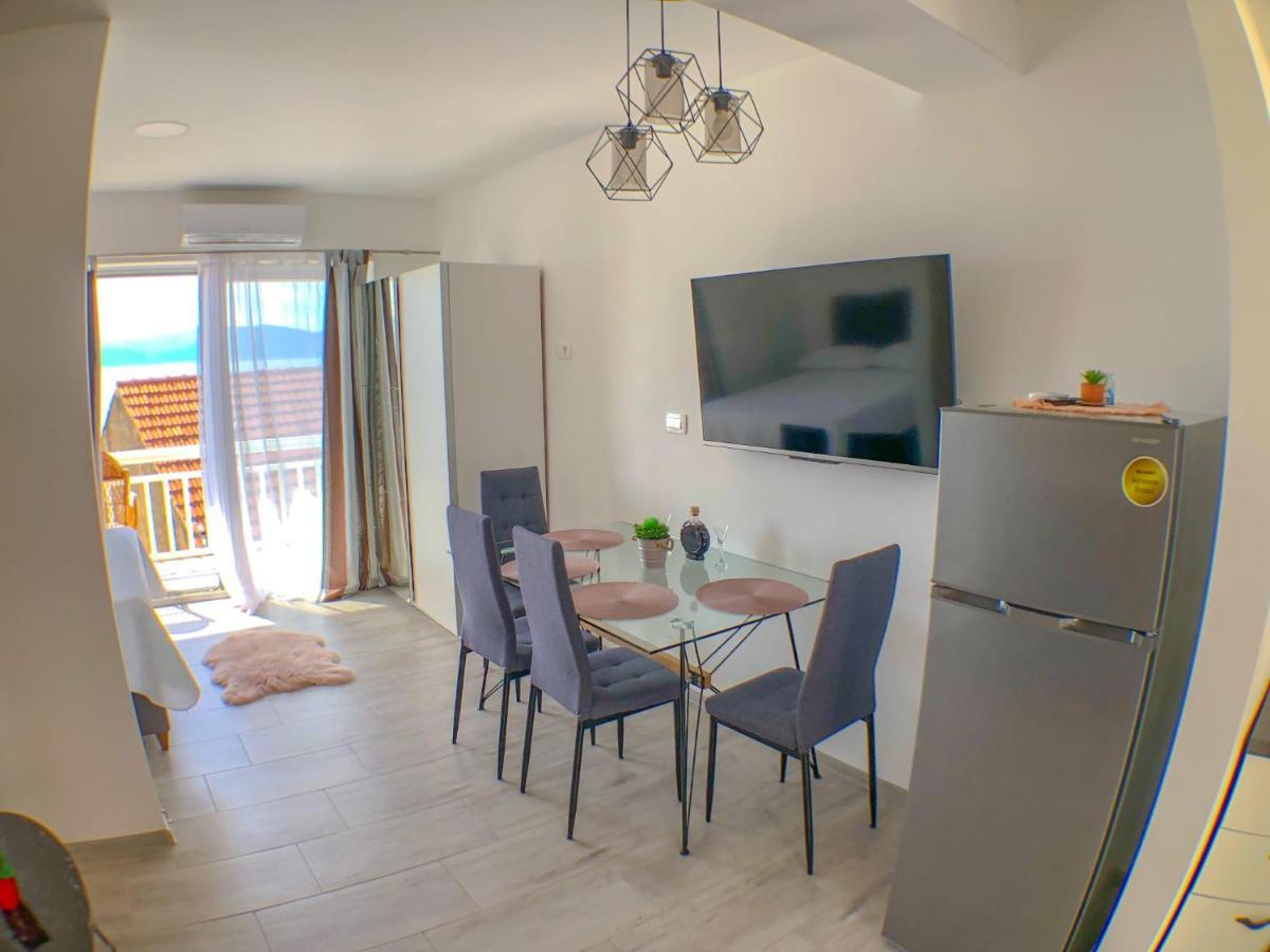 Apartmani Doris Gradac  Exteriér fotografie