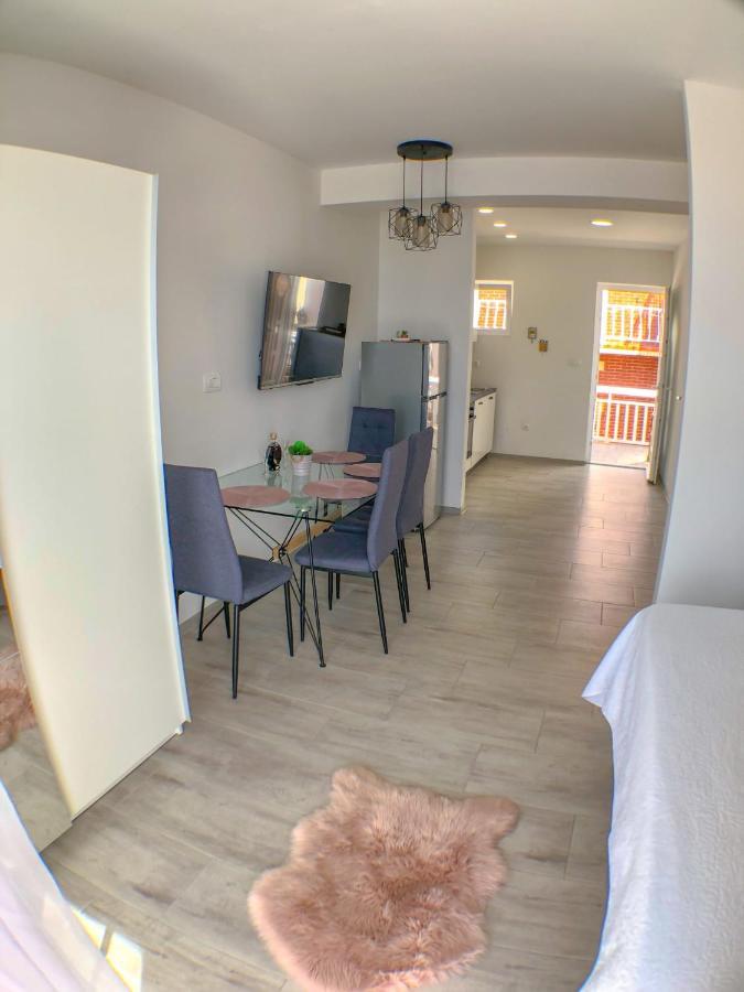 Apartmani Doris Gradac  Exteriér fotografie
