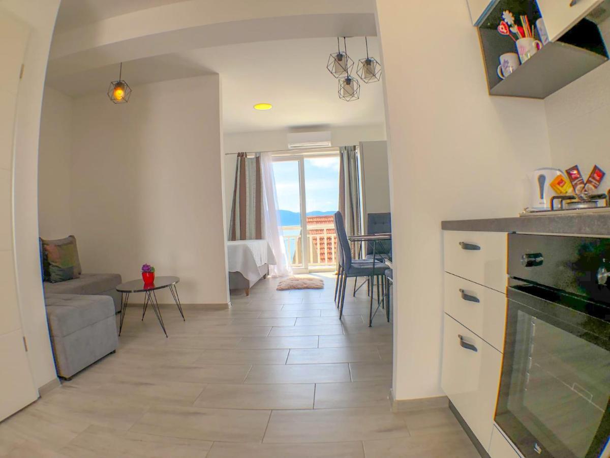 Apartmani Doris Gradac  Exteriér fotografie