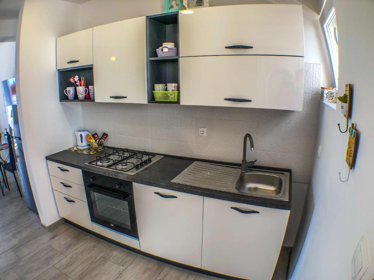 Apartmani Doris Gradac  Exteriér fotografie